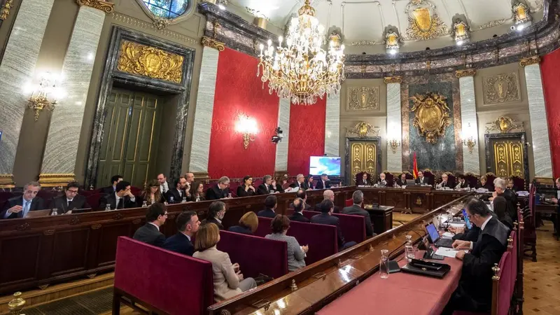 El Supremo amnistía a Junqueras y al resto de líderes condenados del 'procés' y lanza críticas al TC